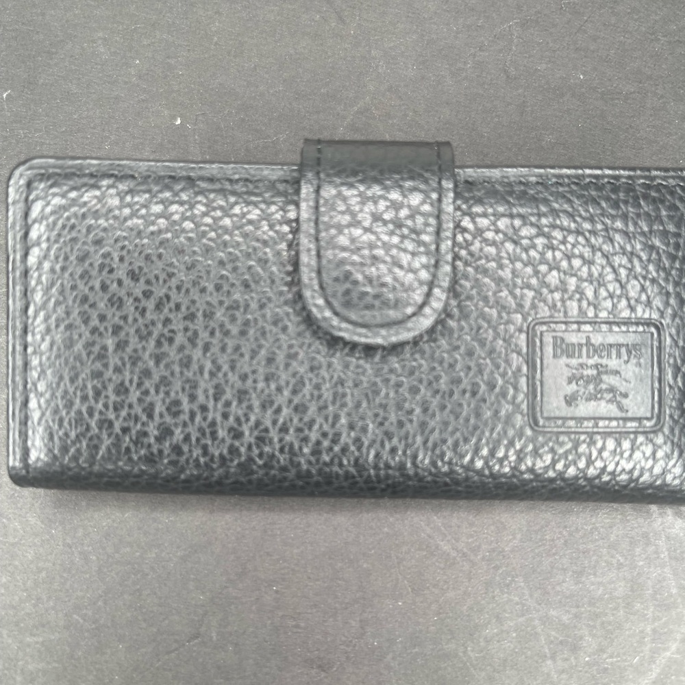 Burberrys Black Leather Key Holder - Picture 9 of 9